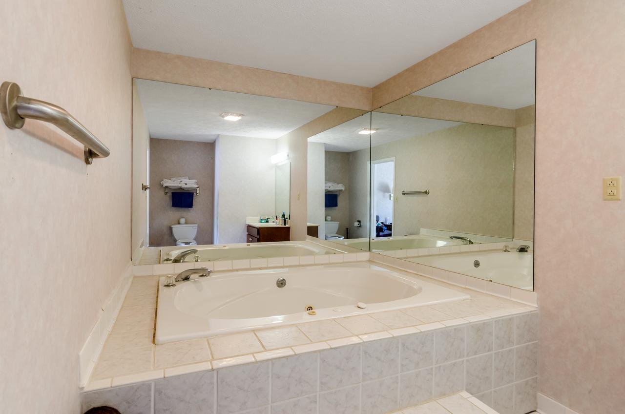 Deerfield Inn Parsons Экстерьер фото