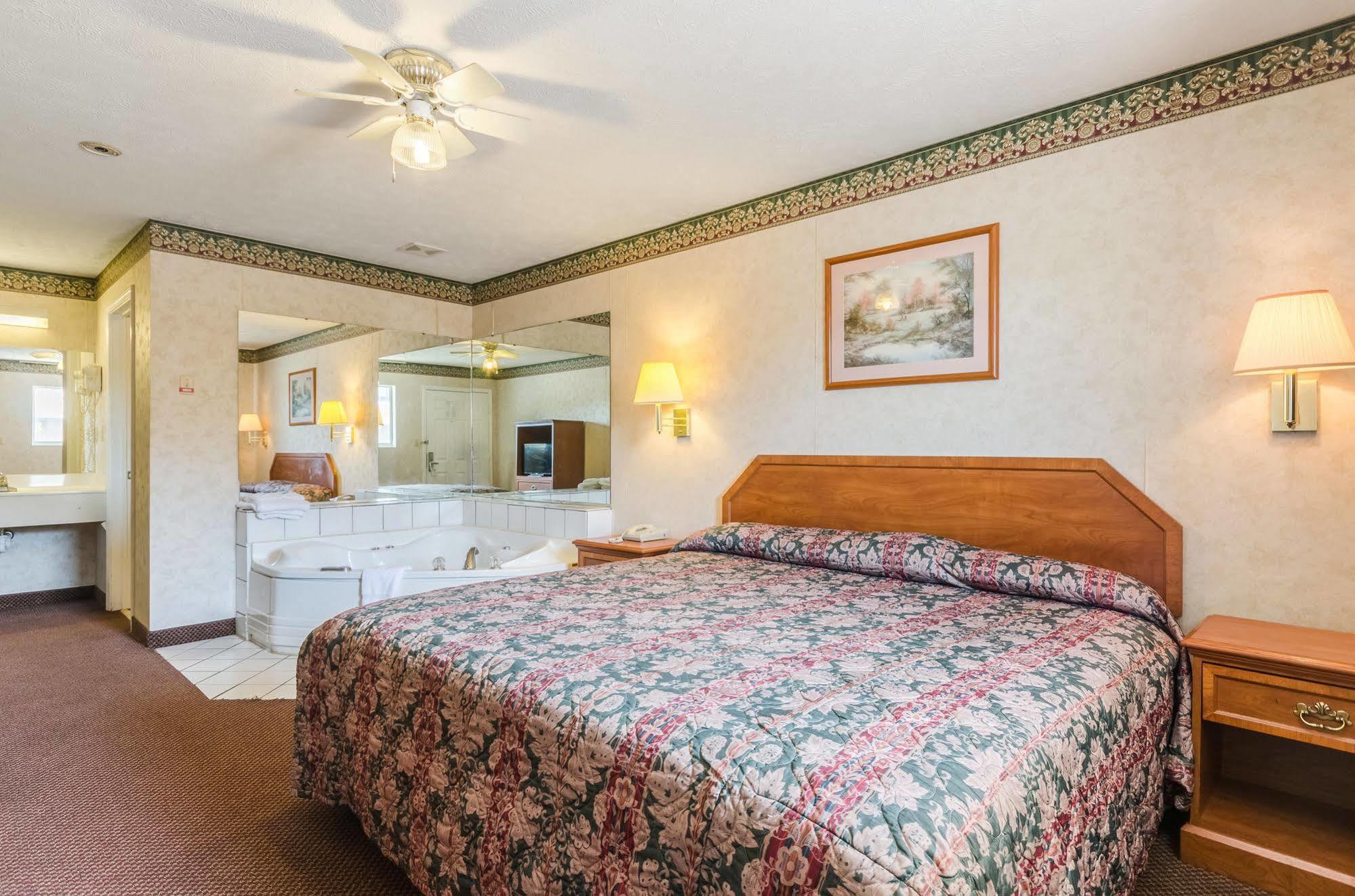 Deerfield Inn Parsons Экстерьер фото